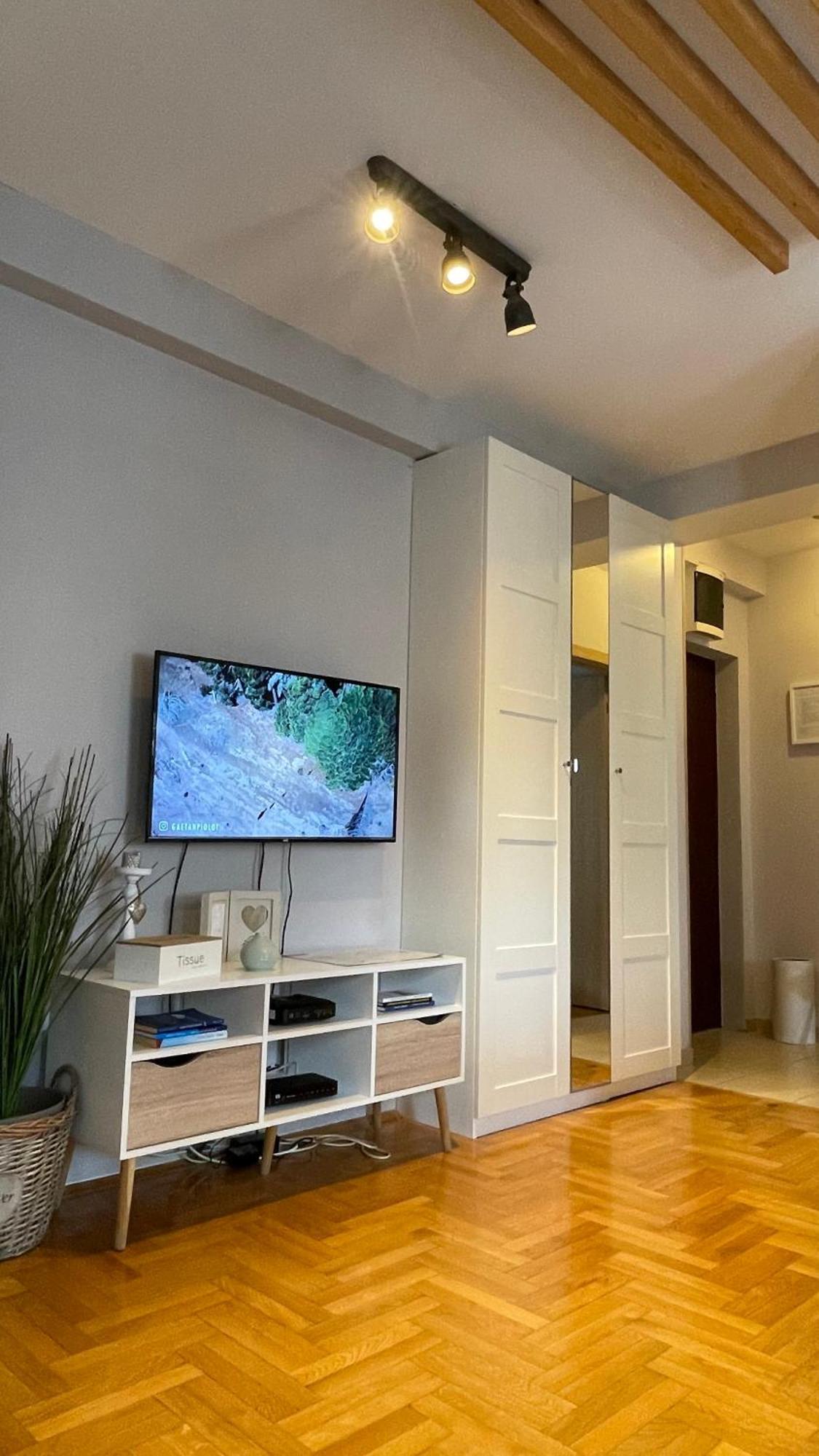 Apartment Cerska Mrb ベオグラード エクステリア 写真