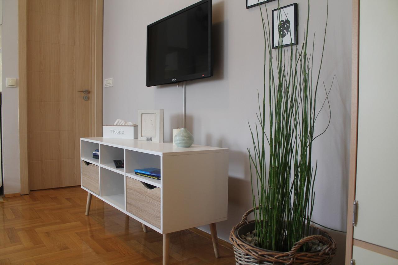 Apartment Cerska Mrb ベオグラード エクステリア 写真